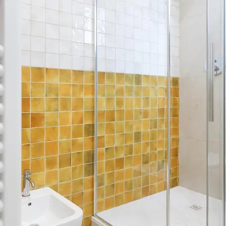 Апартаменты Charming Apartment-new-center *