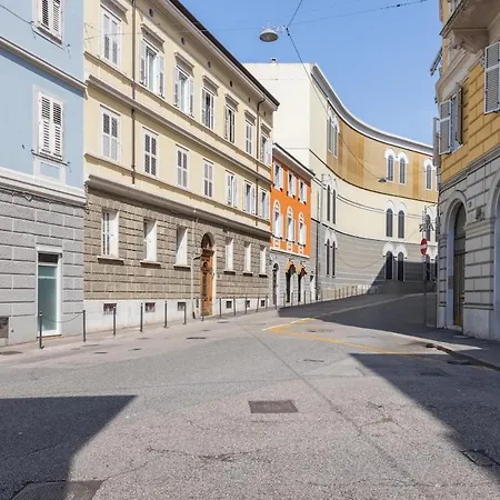 Charming Apartment-new-center Appartement